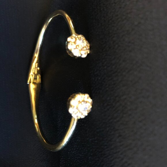 AUTHENTIC Kate Spade Gold Tone Bracelet With Sparkling Crytals. - Picture 3 of 8